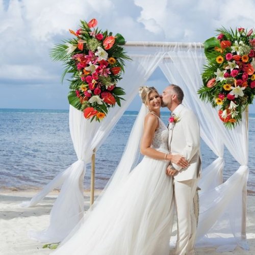 punta-cana-beach-wedding-36