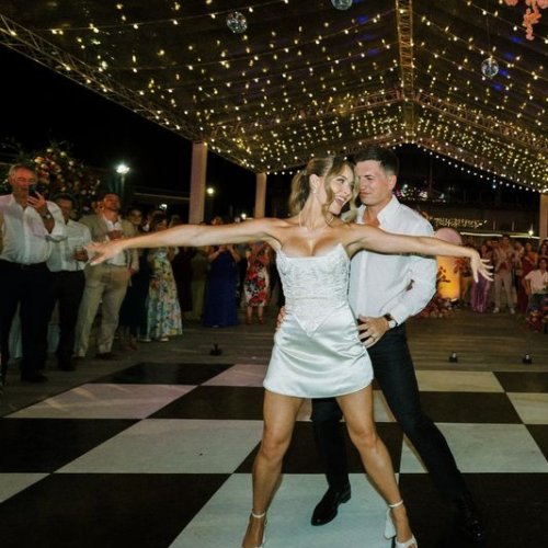 ashlierobert_pearlbeachclubwedding-55