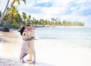 Elopement-Hochzeit in Punta Cana: Die intime Strandhochzeit von Gina & Naurimas