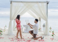 Heiratsantrag Punta Cana Strand Bambusbogen